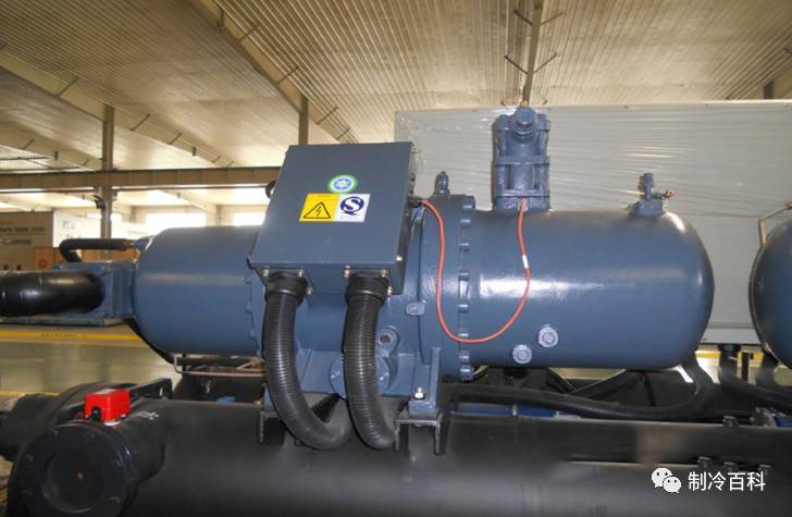 麦克维尔空调制冷(武汉)有限公司取得一项名为“可定频切换转速运行的螺杆压缩机容量控制系统及方法”的专利